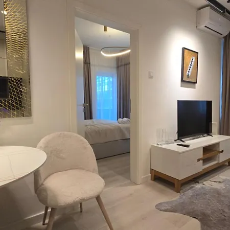 Amelie - Ultracentral Cozy 1br In The Heart Of * Bucharest