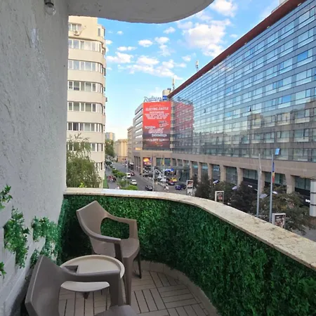 Amelie - Ultracentral Cozy 1br In The Heart Of